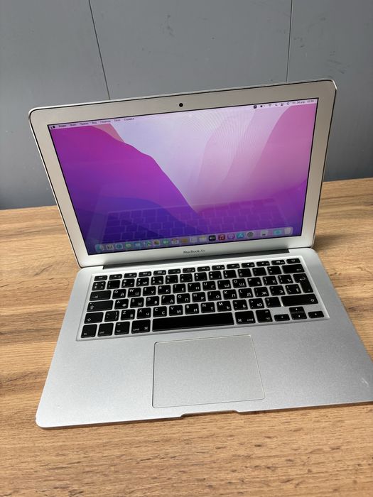MacBook Air core i7/ озу 8гб, ссд 256