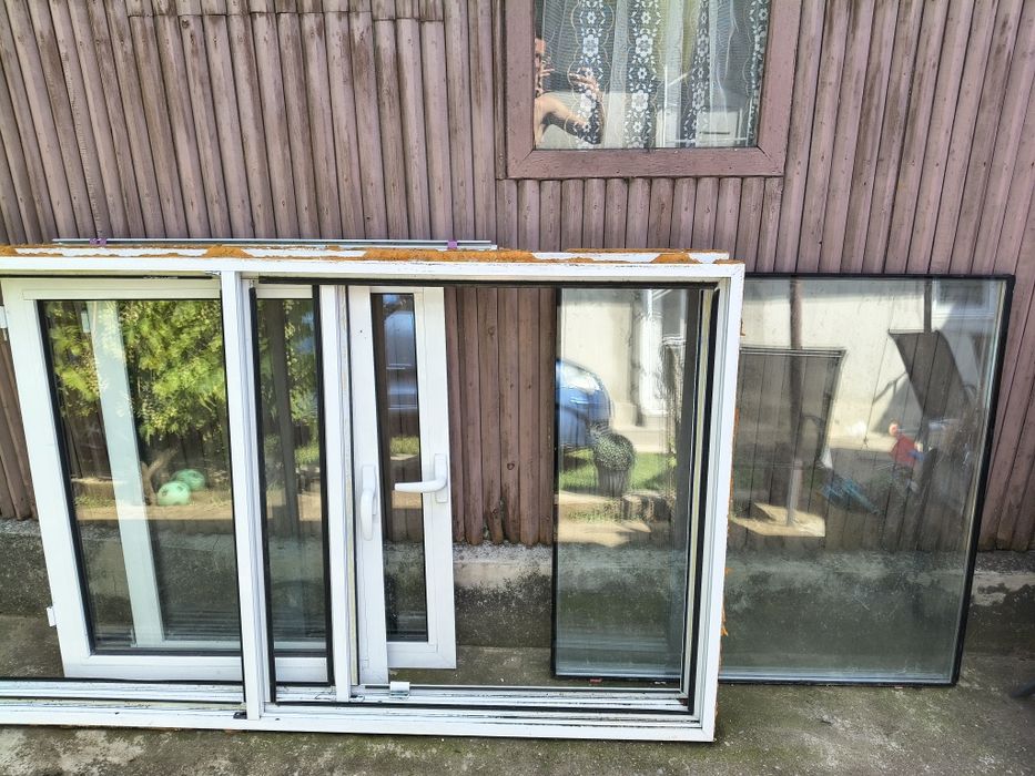 Se vinde ! Termopane din aluminiu
