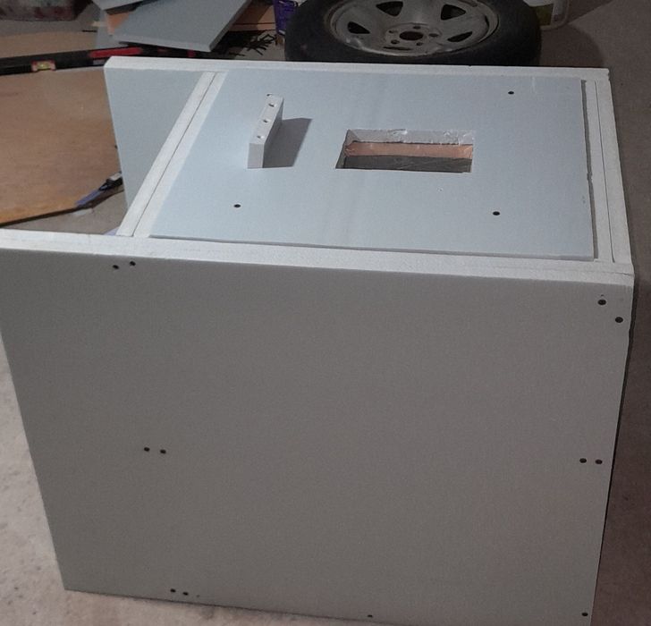 Инкубатор автомат 12 волтга ишлайдизаказга 2 кунда ясаб берамиз