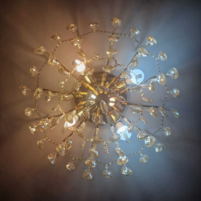 Люстра хрустальная