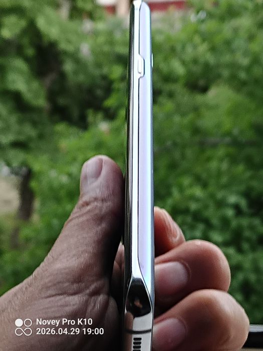 Samsung s10 5G 512 Gb sotlad zor holata