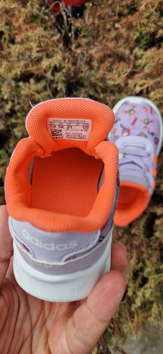 Маратонки Adidas 21 номер