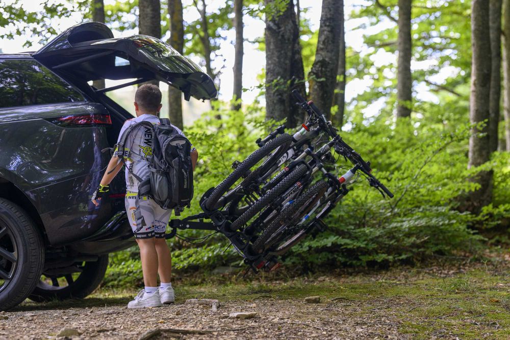 Suport biciclete Menabo Orbit 3 pentru 3 biciclete cu prindere pe carligul de remorcare