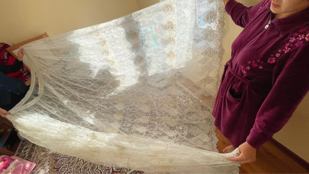 Тюли 8 м, высота потолка 2,8 м