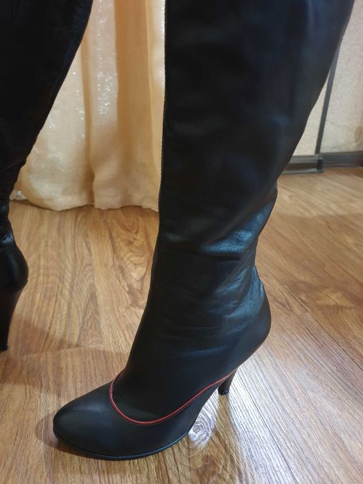 Кожанные женские ботинки