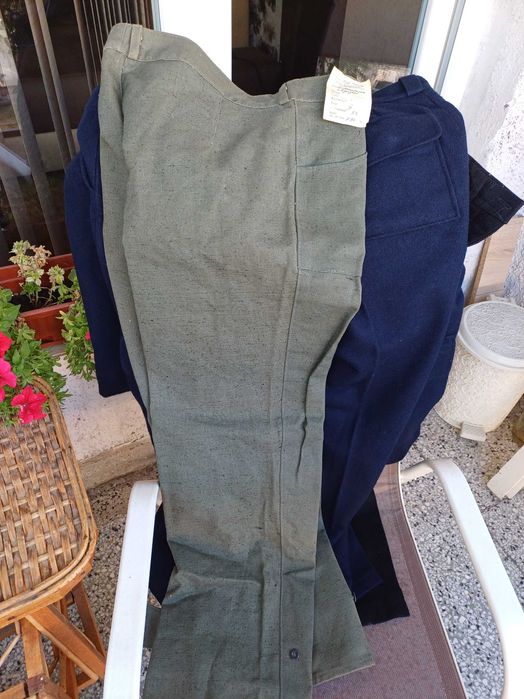 Спешно  продавам работно облекло