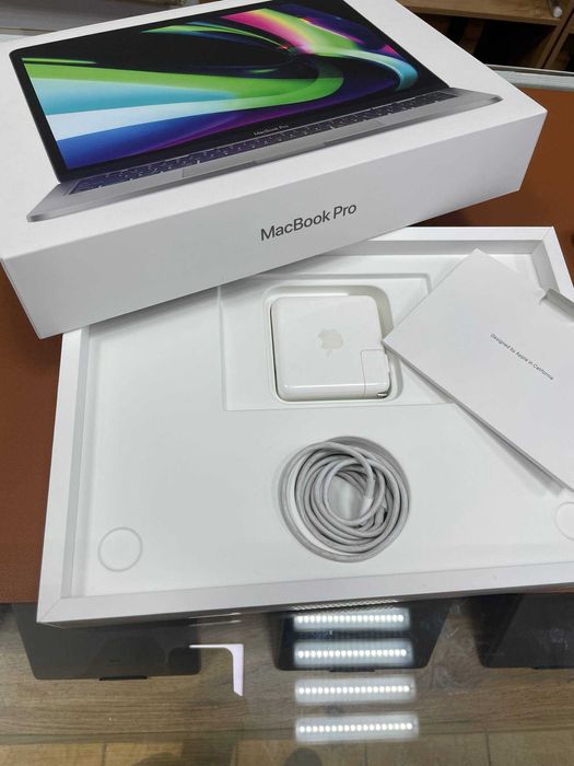 Full Komplekt Macbook Pro M1 + polniy set