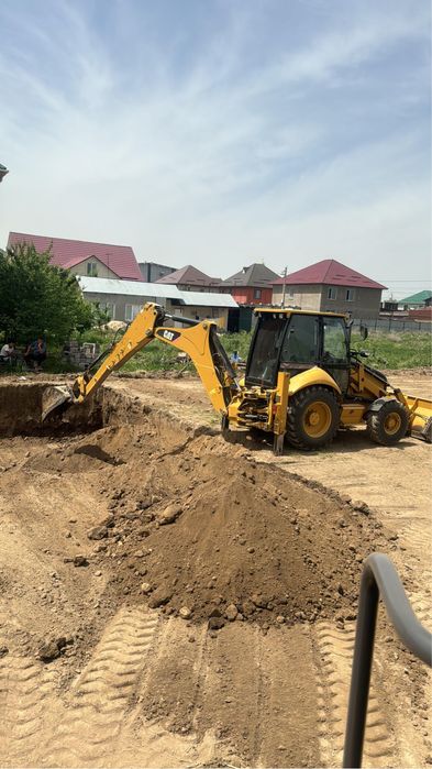 Услуги экскаватора. Трактор 3в1. Петушок