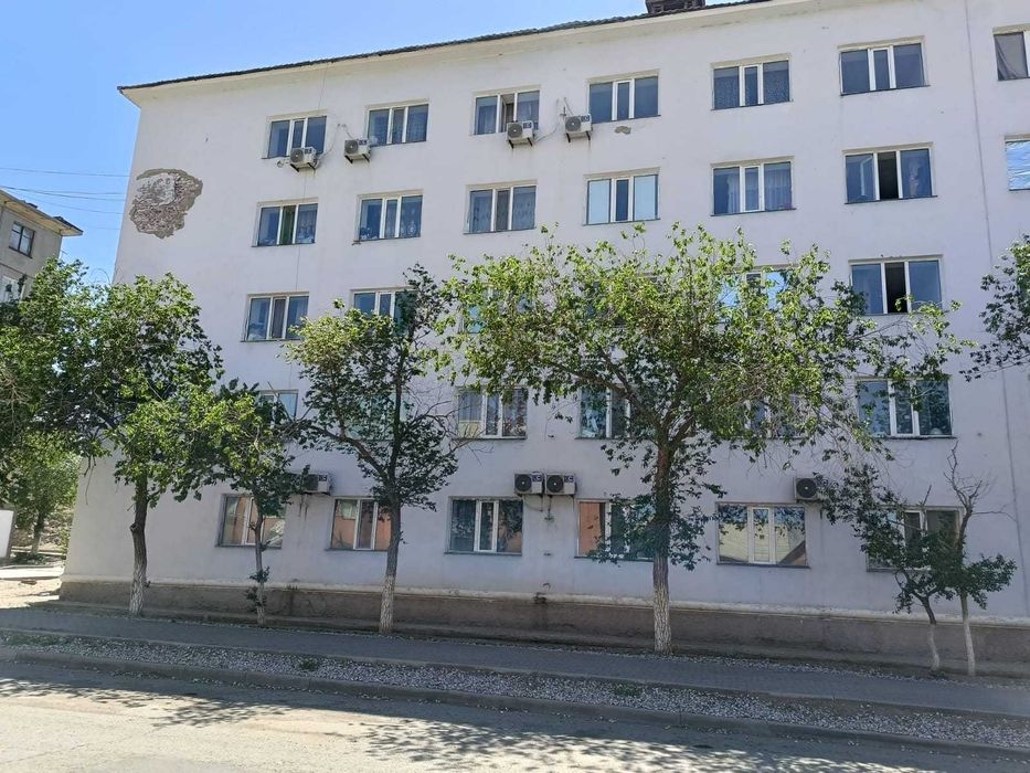 Продается помещение (1 этаж и подвал)