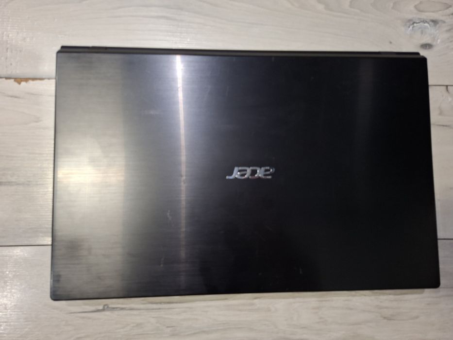 Acer Aspire V3-772G-i7-4702MQ/16гб/256гб  msata+1TB/GTX 760M-2гб