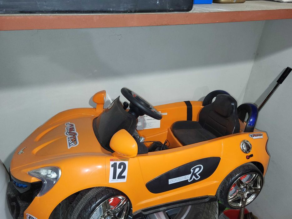 Електрическа детска кола