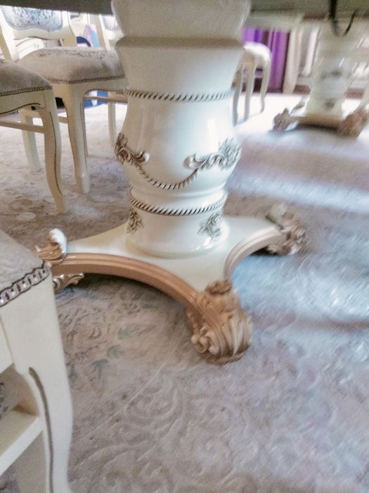 Продам диван с креслами