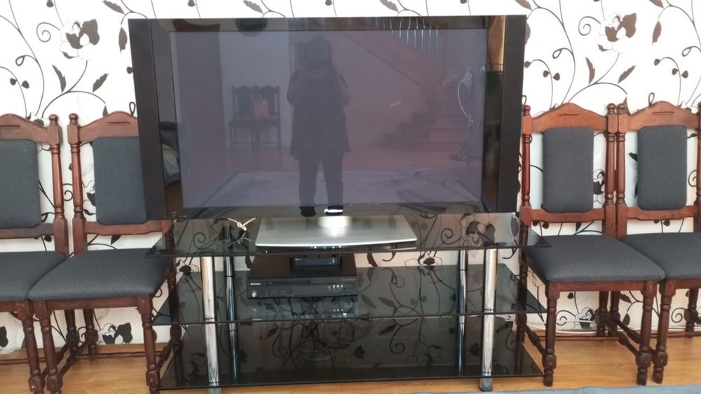 Продам телевизор