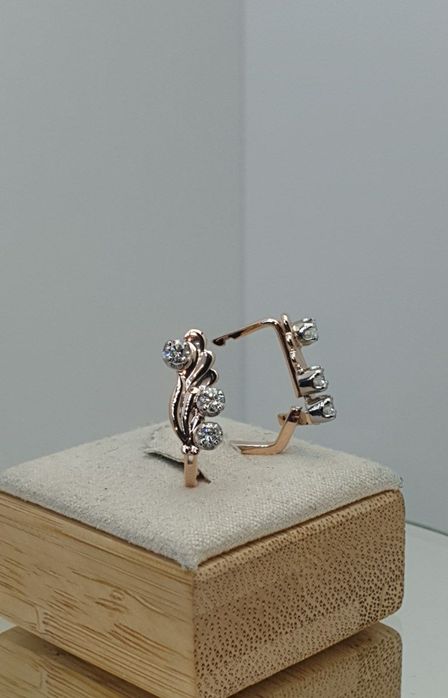 Ссср1989год Львовский ювелирные заводские серьги с Якутским бриллиант