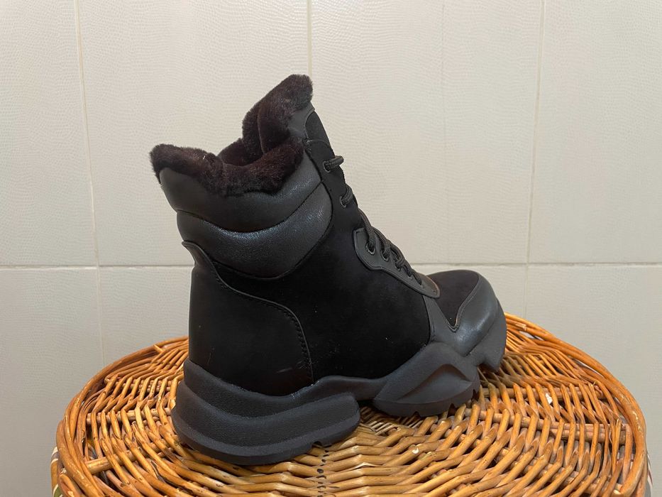 Женские зимние ботинки | НОВЫЕ | C утеплителем | 35-36