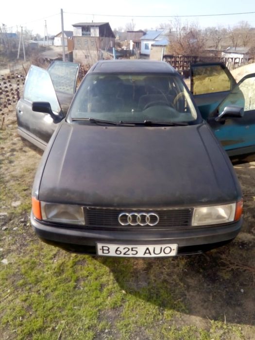 Продам машину Ауди 80