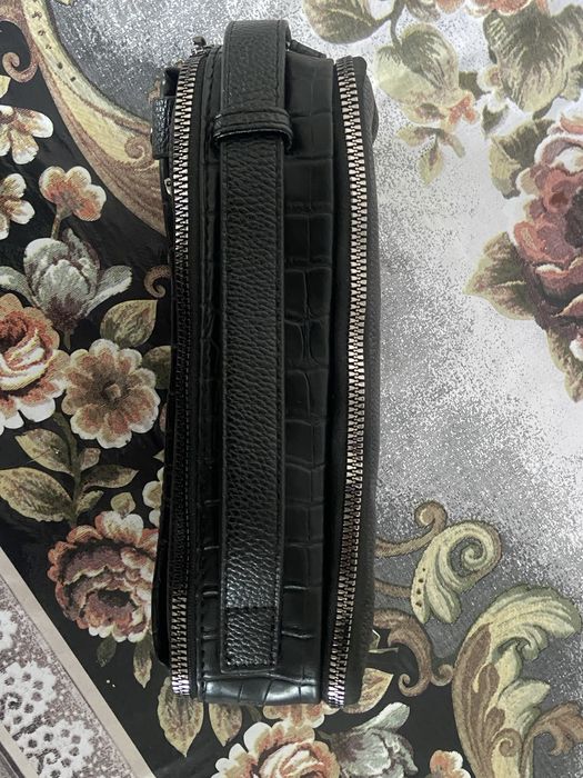 Барсетка новый коженный