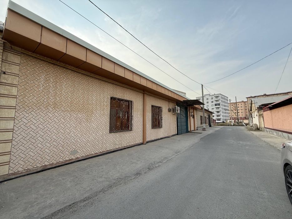 Tayyor 4 sotiqli zor lokatsiyadan hovli sotiladi