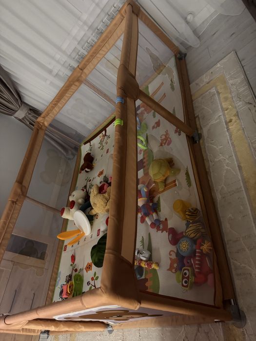 Продается Игровой манеж