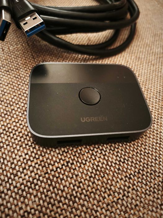 USB 3.0 переключатель UGREEN CM757 (на 2 ПК)