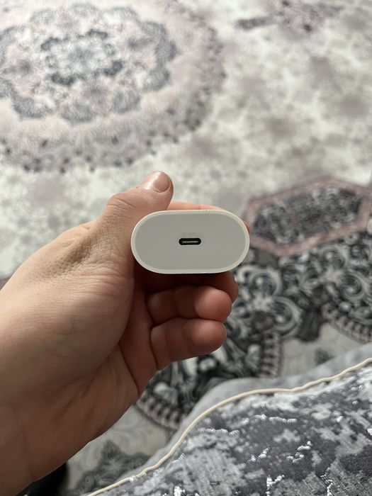 Блок на айфон зарядку