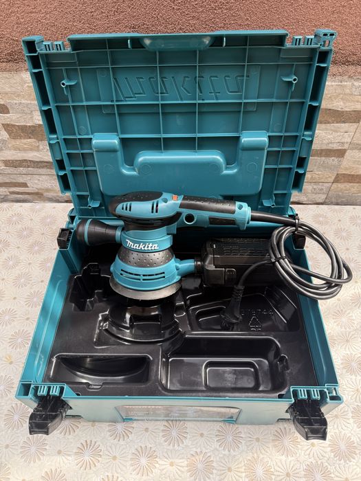 Електрически ексцентършлайф Makita BO5041, 300 W, Ø 125 мм