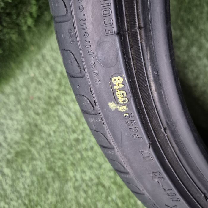 205 40 18 Pirelli runflat