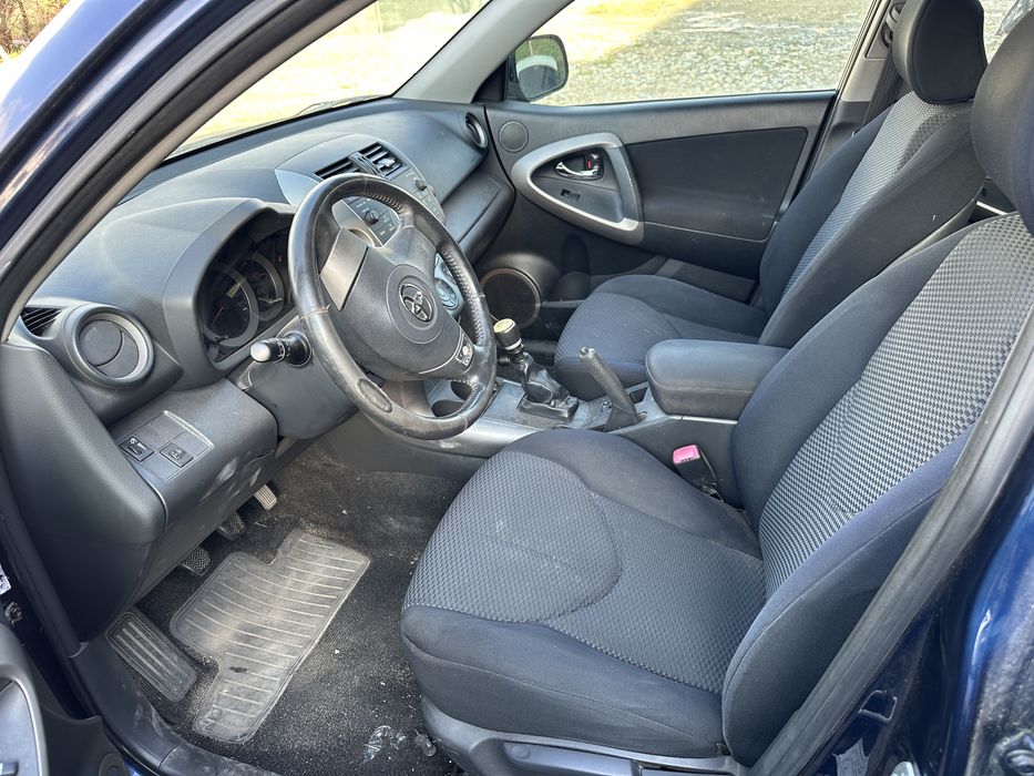 Тойота Рав4 Toyota Rav4 136кс д4д На части!