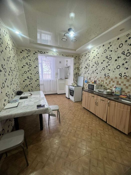 Продается 2 ком квартира район Кирова