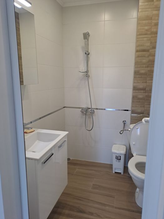 Дава се под наем Тристаен апартамент в Велико Търново, Акация - 65 кв.м за 800 € - Снимка #1