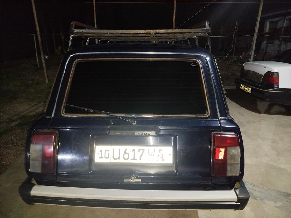 Yurib turgan moshina 2.5 $