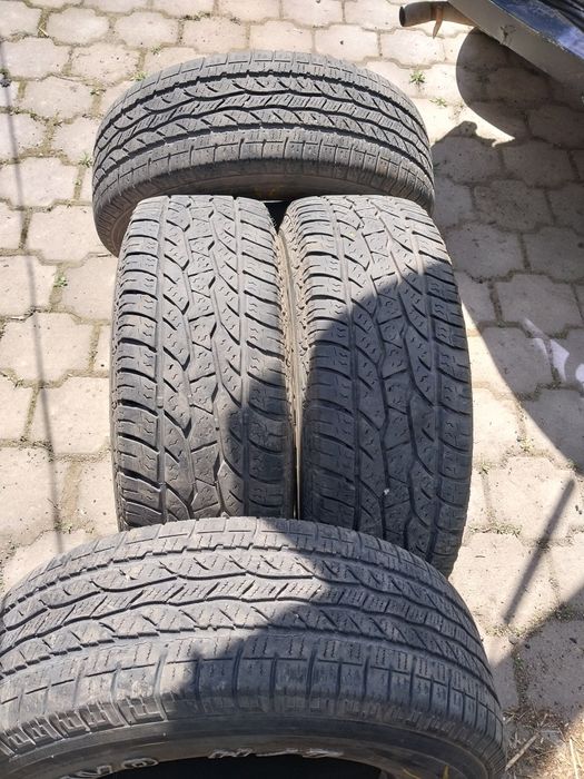 4 шины Maxxis Китай 245 70 R16.