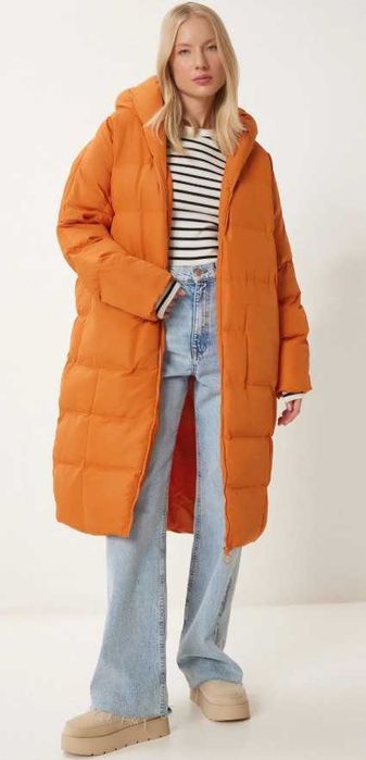 Оранжево яке с етикет – ново, модерен обемен модел