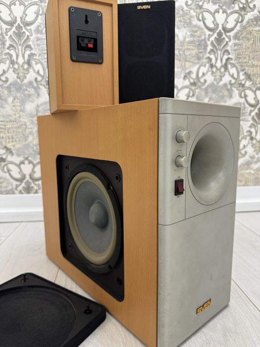 Продам колонки SVEN