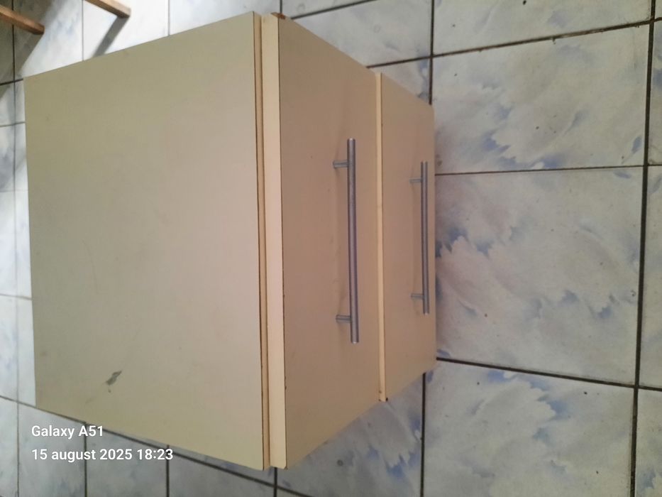 Noptiera cu 2 sertare