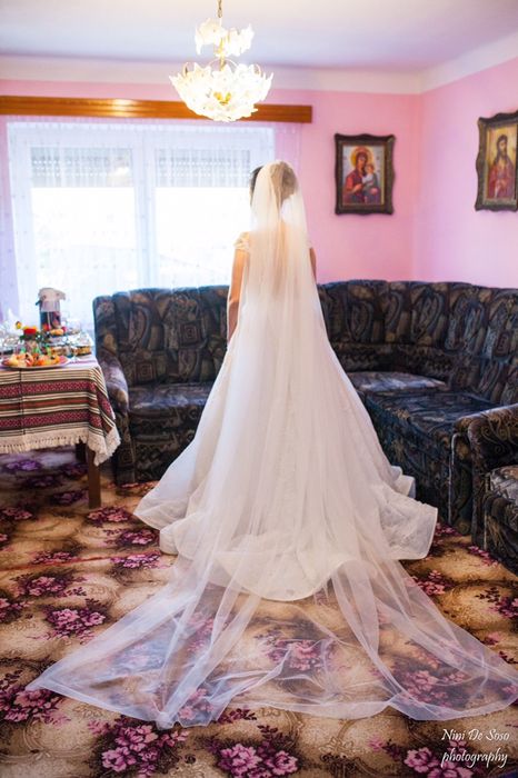Vand Rochie de Mireasa A line, trimit prin olx