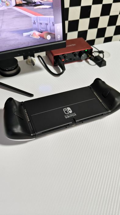 Джойконы/Joy-Con для Nintendo Switch - Mobapad M6 HD