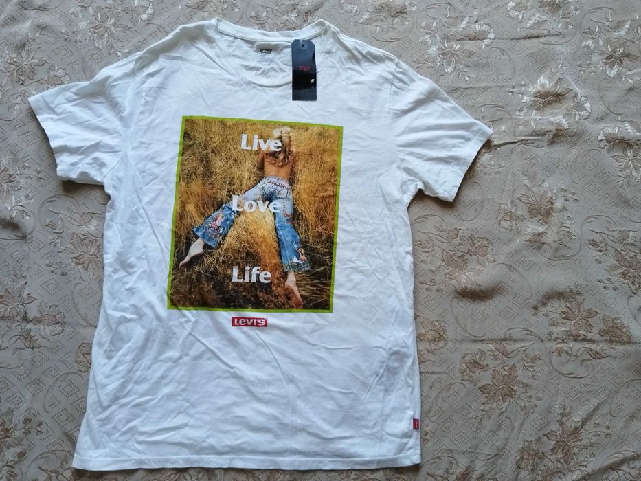 Мъжки блузи Levi's - размер XL/XXL