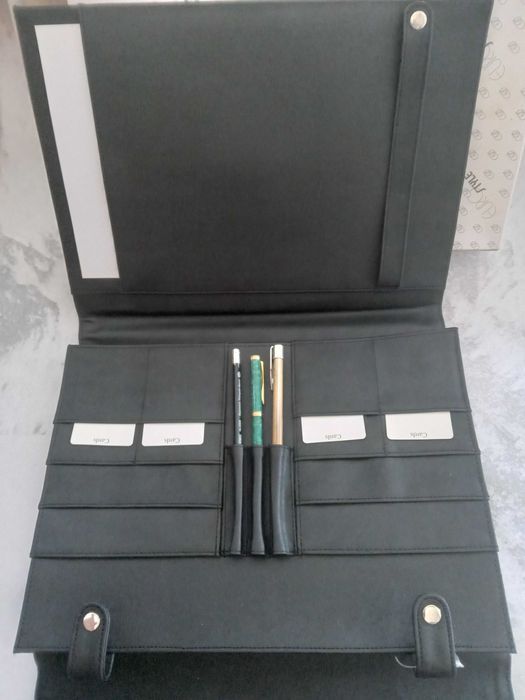 Портфель-папка,порфель и сумка-чемоданчик кожанные