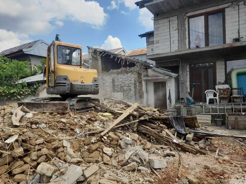 Moluz demolari civile si industriale  autorizat