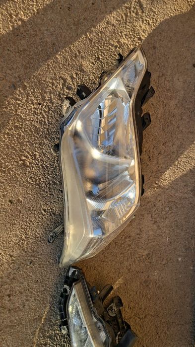 Фара крило для прадо 150