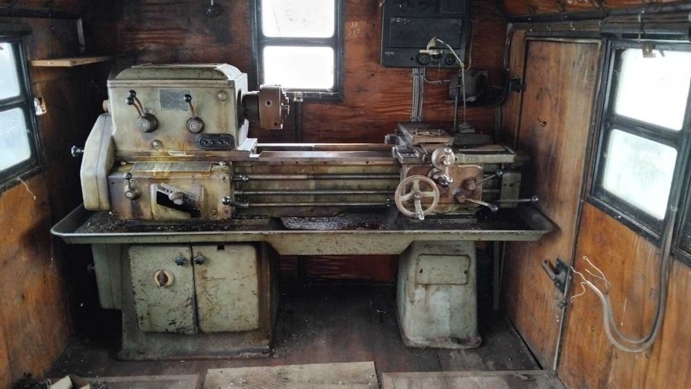 Продавам работещ СТРУГ