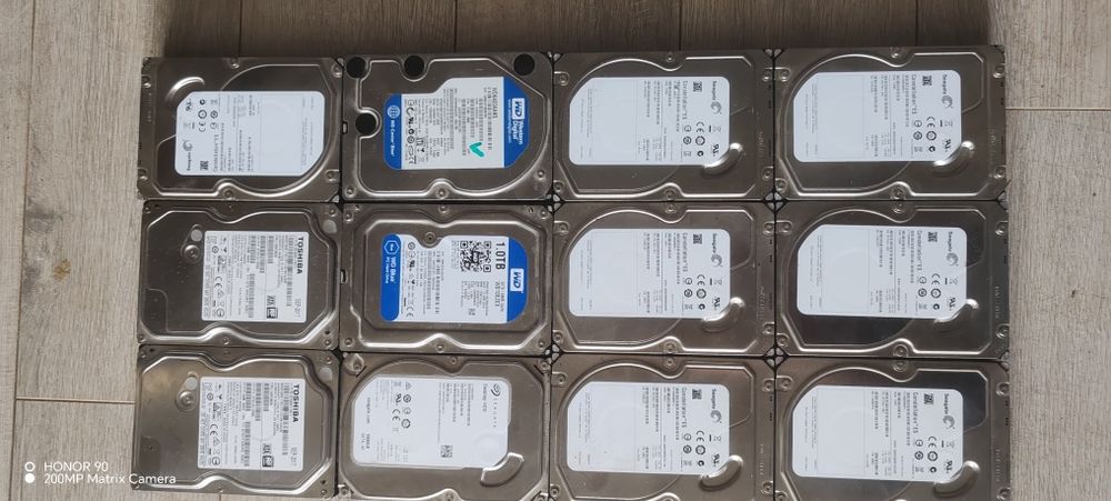 HDD 1TB 3 bucăți