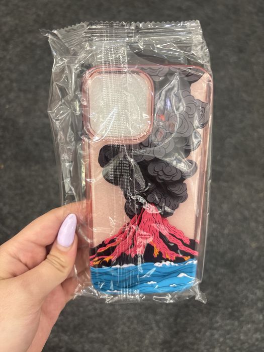 Продам чехлы на айфоны