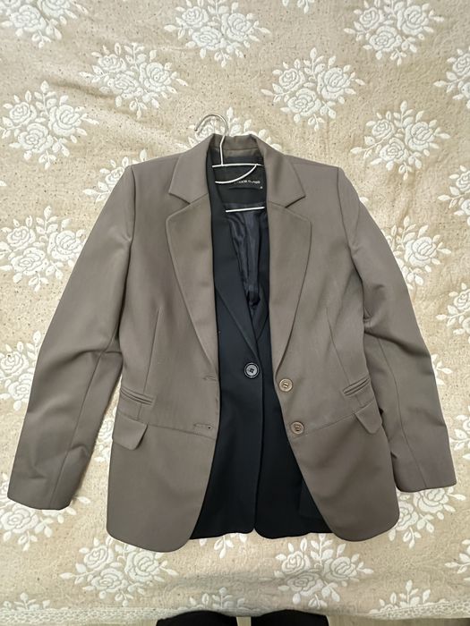 Пиджаки женский 44 -46 размер б/у