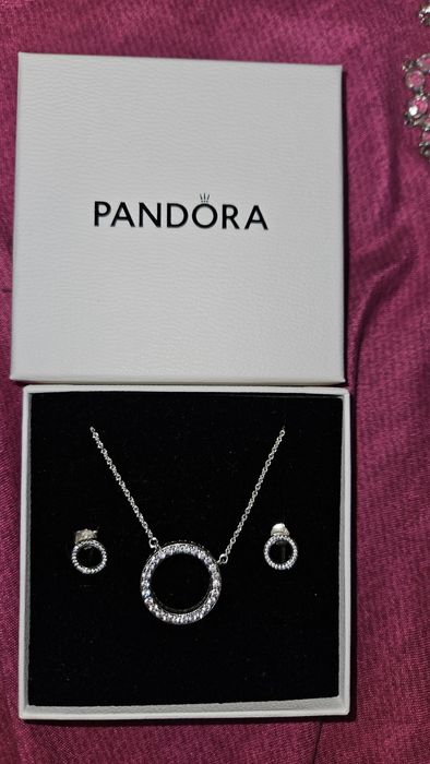 Колие и обици Pandora