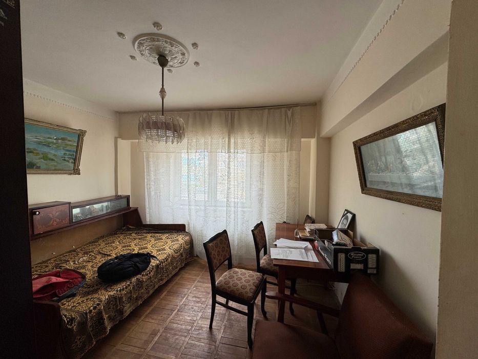 Apartament 3 camere Str. Duzilor, Dorohoi , negociabil.