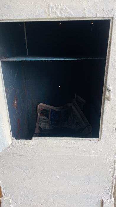 Продам сейф металический