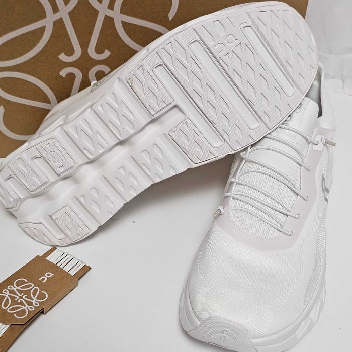 L O E W E X On Cloudtilt  44  Alb