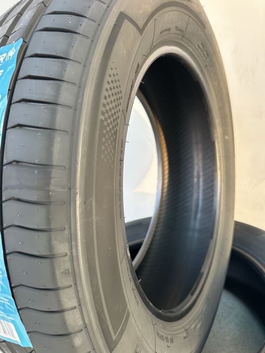 Нови летни гуми LANDSPIDER UHP 215/60R17 100V XL 2156017
